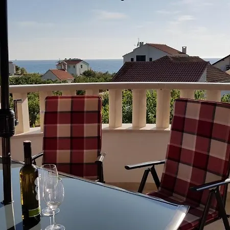 In Rogoznica With Seaview, Balcony, Air Condition, Wifi *