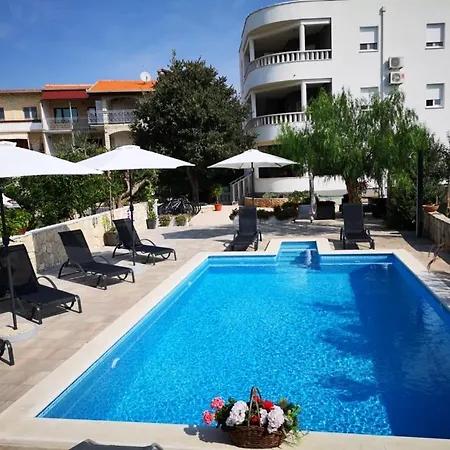 Apartamento In Rogoznica With Seaview, Balcony, Air Condition, Wifi *